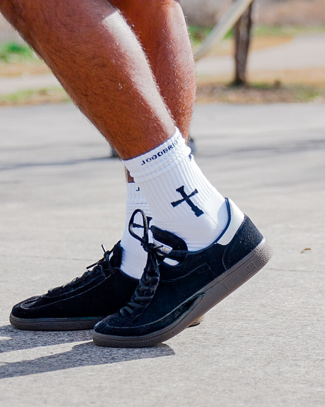 4 pack of JOGOBRIO Grip Socks